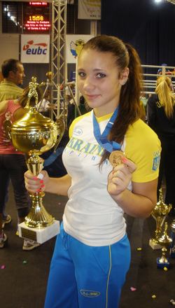 Дівчина з Борислава, Вікторія Вірт, стала чемпіонкою Європи з боксу серед юніорок